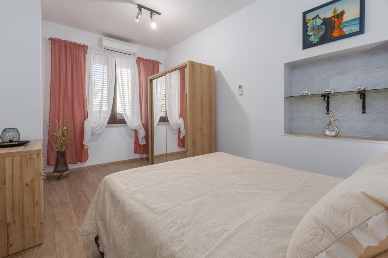 Apartment Caterina Rovinj Exteriör bild