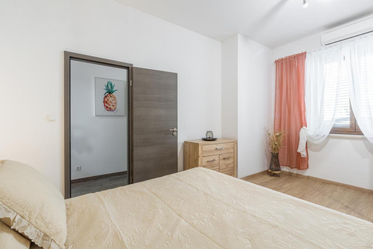 Apartment Caterina Rovinj Exteriör bild